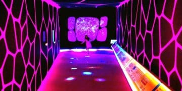 Metaverse Marketing: Brands Experimenting in Virtual Worlds for Viral Impact - Cover Image
