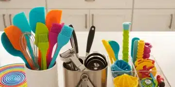 Encimera de cocina organizada con utensilios modernos de SHEIN.